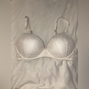Victoria’s Secret White Lace Wireless Bra